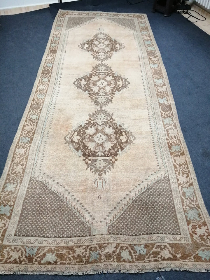 Beige Turkish Runner Rug 4' 1" x 12' 2" Hand-Knotted detail