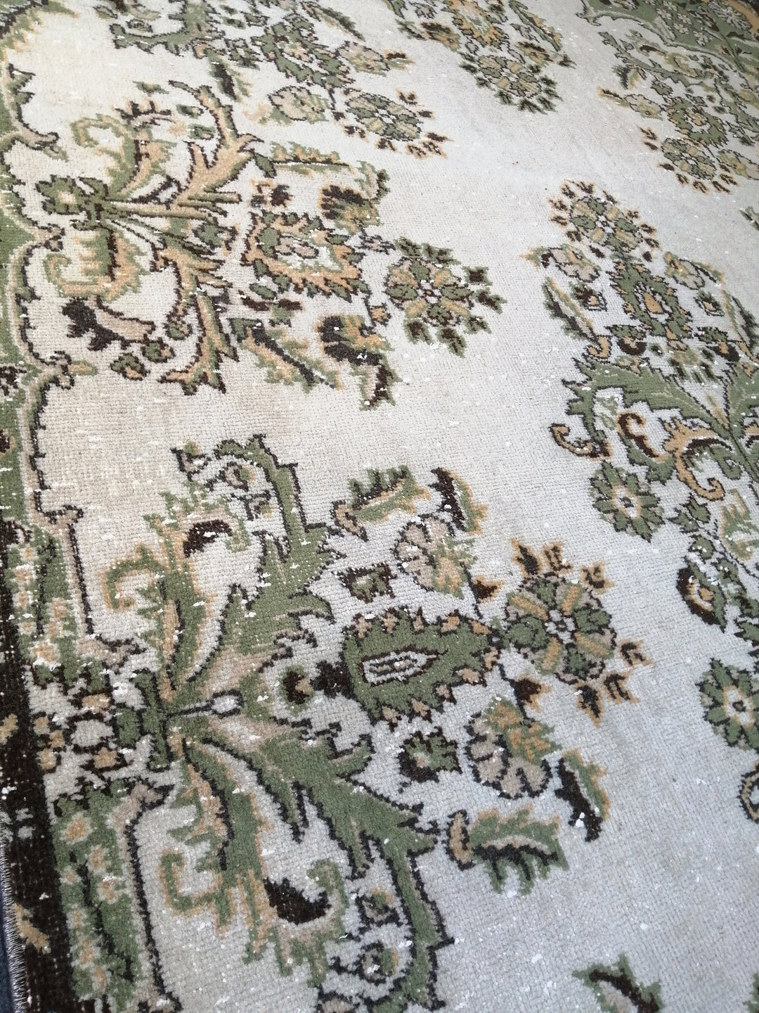 Green Turkish Runner Rug 6' 7" x 10' Hand-Knotted | No. WR26383