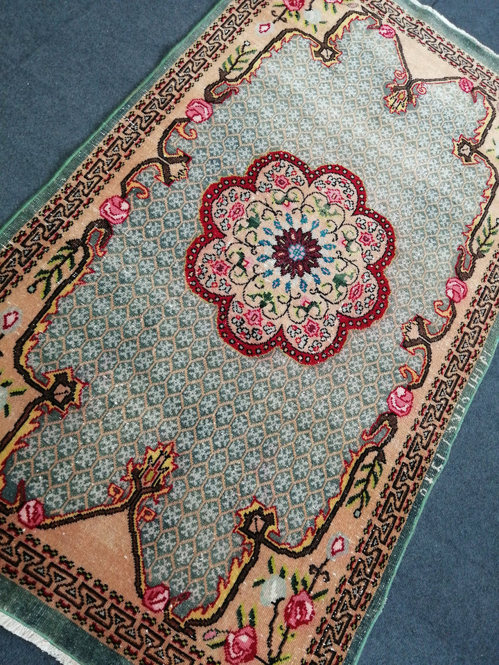Turkish Oushak Rug 2'7" x 9'10" Hand-Knotted view