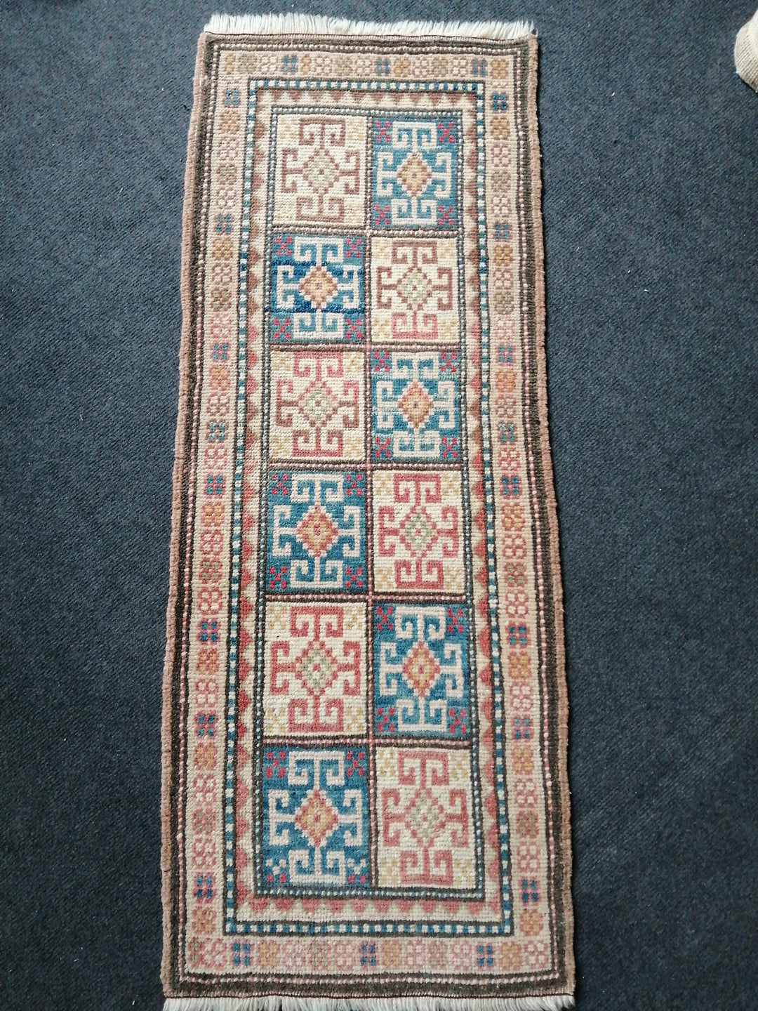 Turkish Oushak Runner Rug Hand-Knotted detail