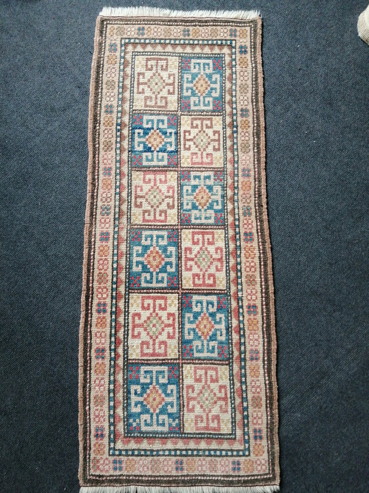 Turkish Oushak Runner Rug Hand-Knotted detail
