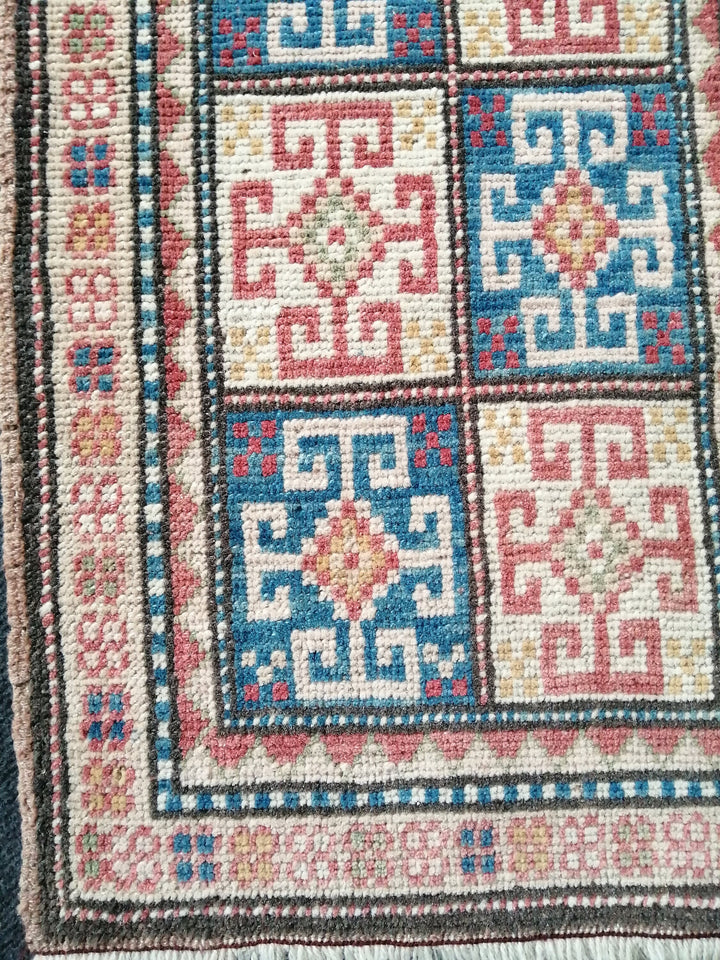 Turkish Oushak Runner Rug Hand-Knotted pattern