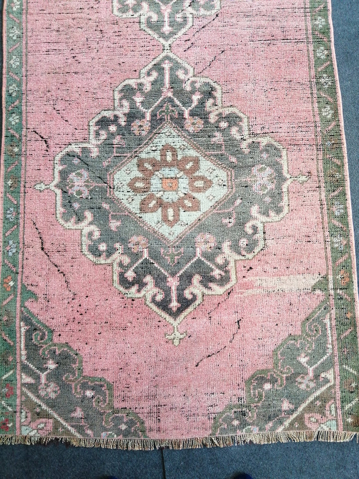 Beige Turkish Runner Rug 3' x 9' 5" Hand-Knotted close-up