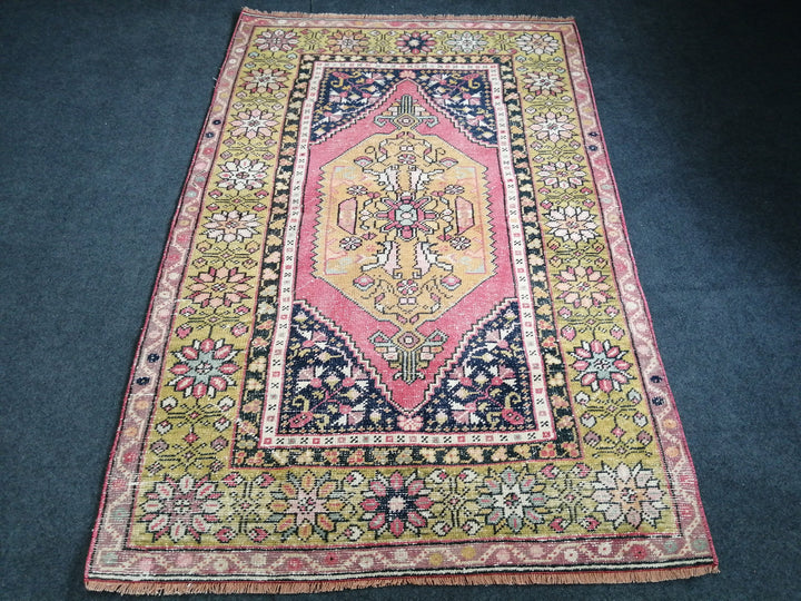 Beige Turkish Runner Rug 3' 8" x 5' 7" Hand-Knotted pattern