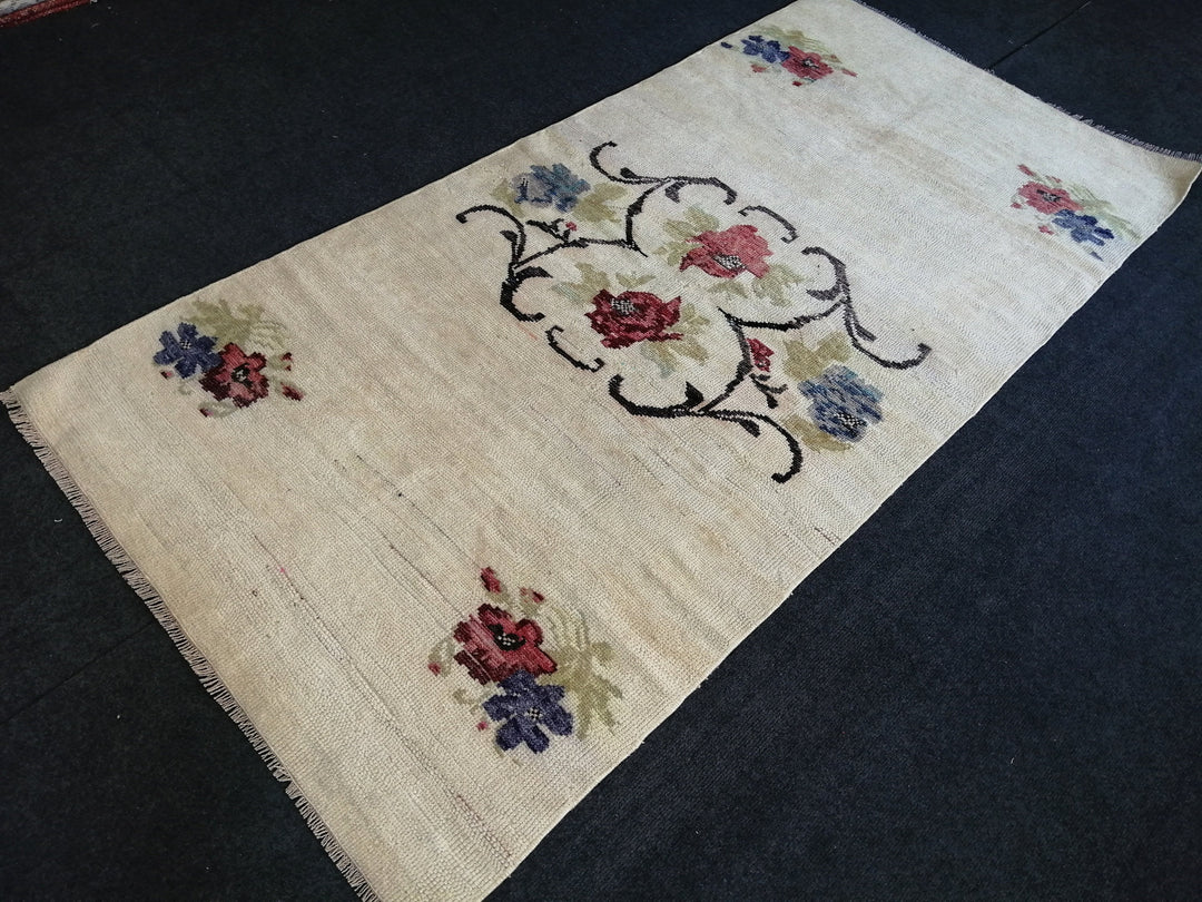 Beige Turkish Runner Rug 3' 2" x 6' 4" Hand-Knotted