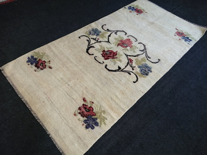 Beige Turkish Runner Rug 3' 2" x 6' 4" Hand-Knotted