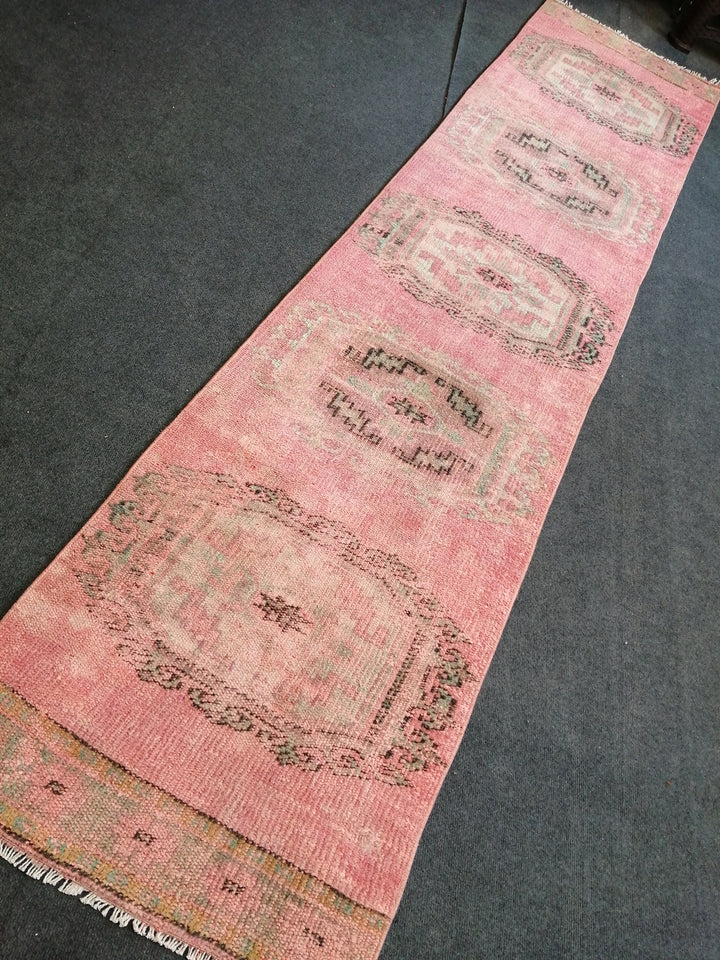 Beige Turkish Runner Rug 2' 5" x 10' 11" Hand-Knotted texture