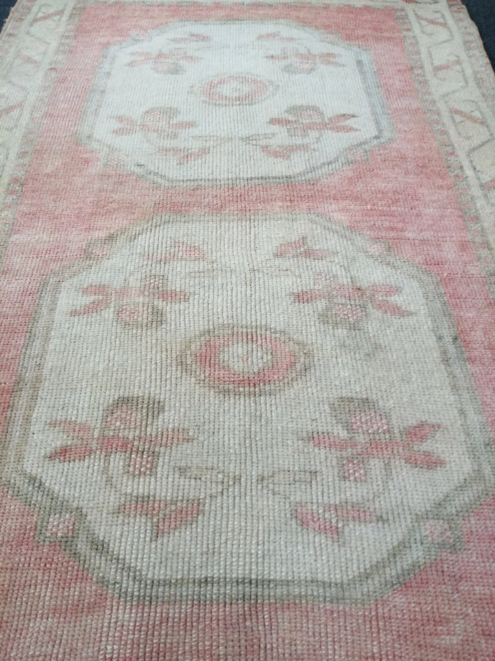 Beige Turkish Runner Rug 3' x 6' Hand-Knotted texture