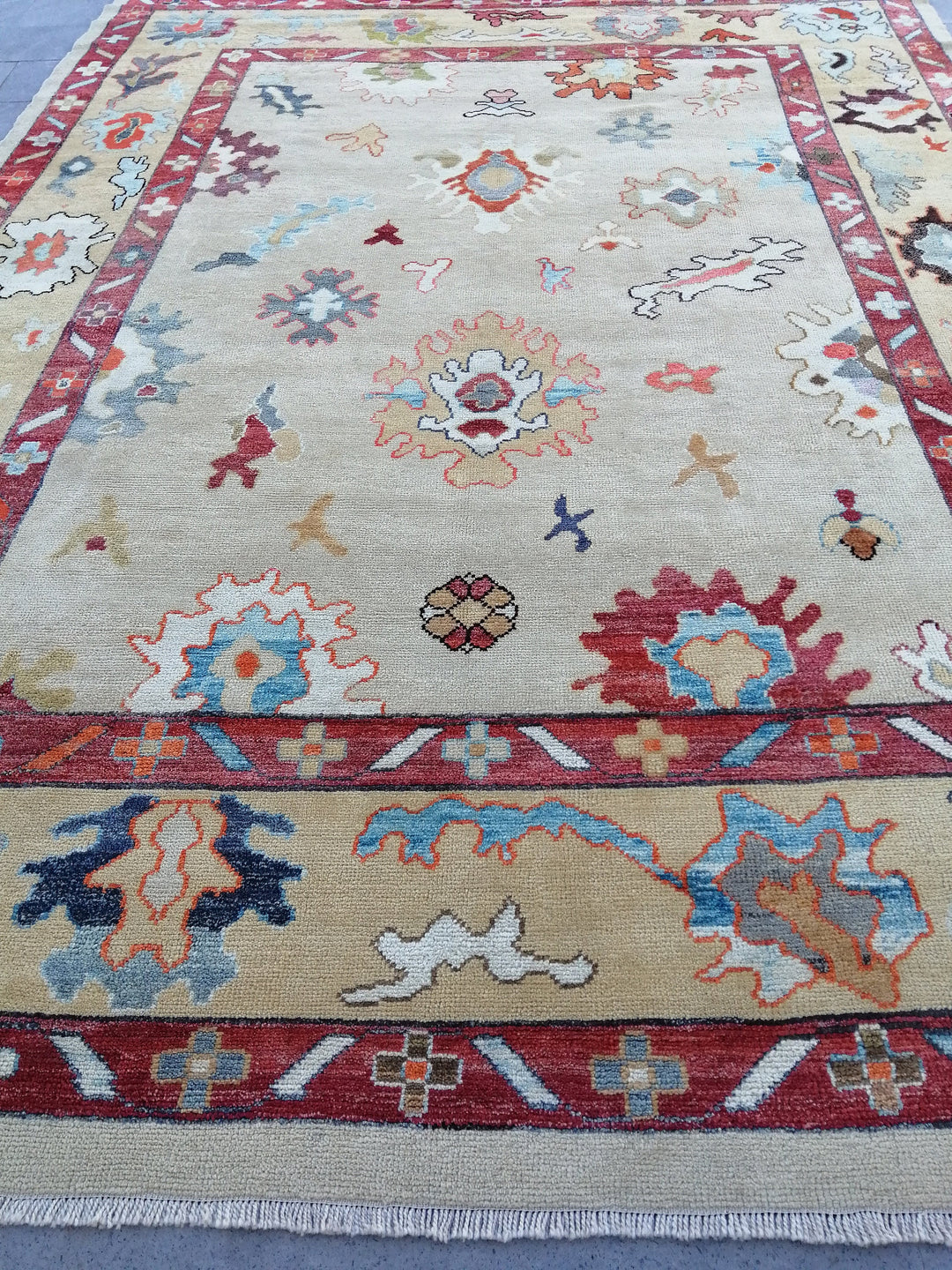 Beige Turkish Runner Rug 9' x 12' 2" Hand-Knotted texture
