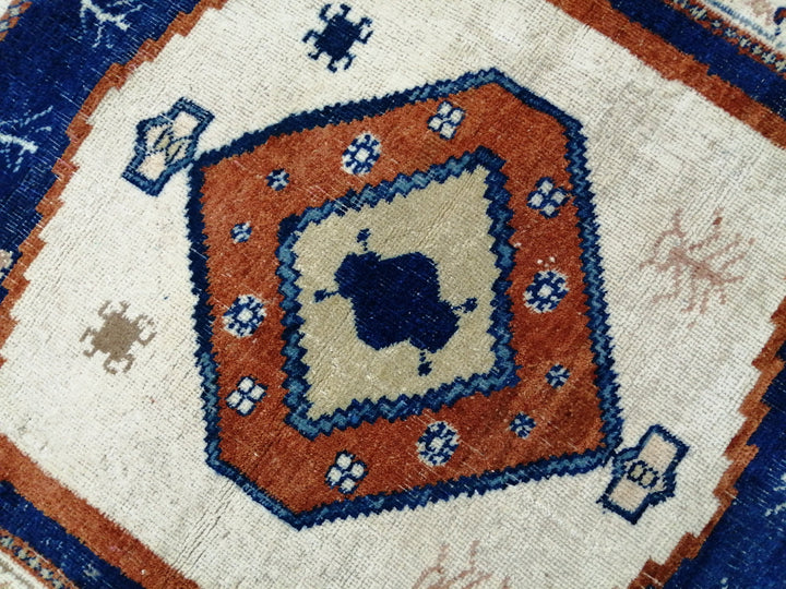 Beige Turkish Runner Rug 3' 8" x 4' 8" Hand-Knotted pattern