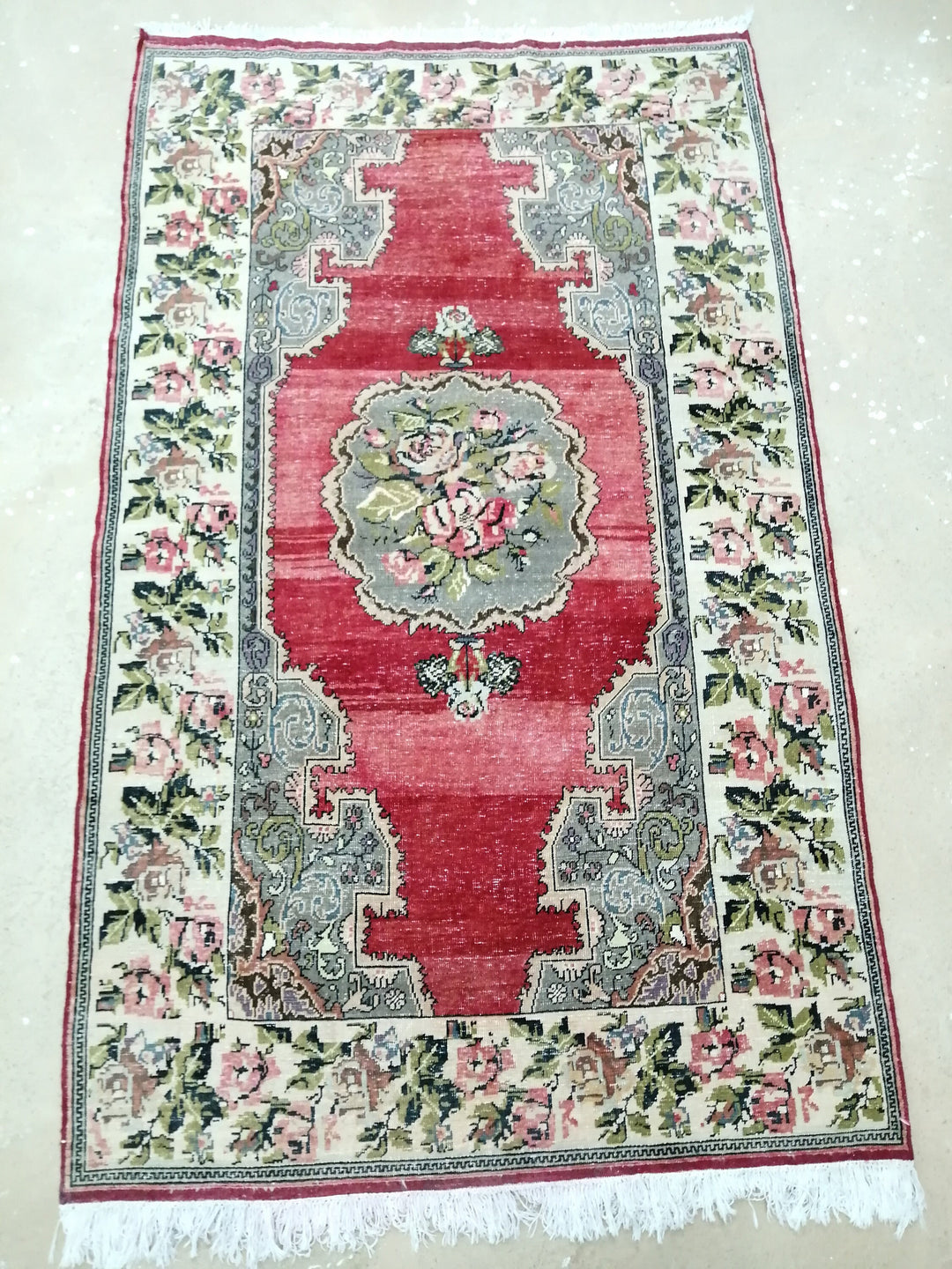 Beige Turkish Runner Rug 4' 7" x 7' 7" Hand-Knotted detail