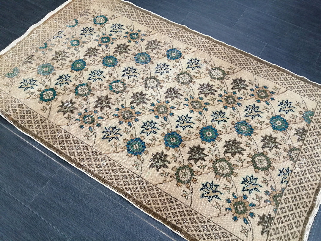 Beige Turkish Runner Rug 3' 3" x 5' 7" Hand-Knotted