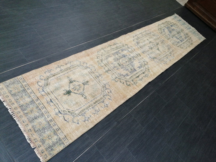 Beige Turkish Runner Rug 2' 6" x 11' Hand-Knotted | No. WR58917