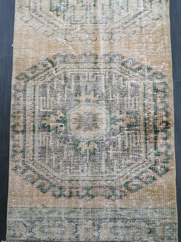 Beige Turkish Runner Rug 2' 7" x 10' 9" Hand-Knotted detail
