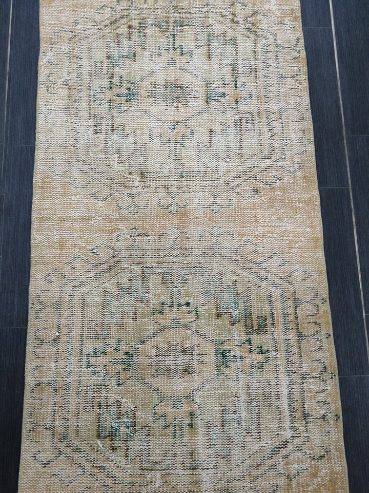 Beige Turkish Runner Rug 2' 7" x 10' 9" Hand-Knotted border