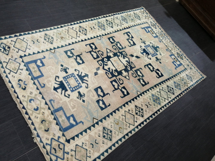 Beige Turkish Runner Rug 4' 5" x 6' 9" Hand-Knotted pattern