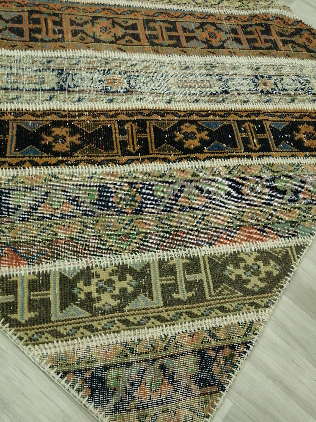 Rust Turkish Runner Rug 5' 3" x 7' 10" Hand-Knotted field