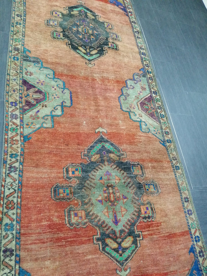 Beige Turkish Runner Rug 3' 3" x 8' 6" Hand-Knotted texture