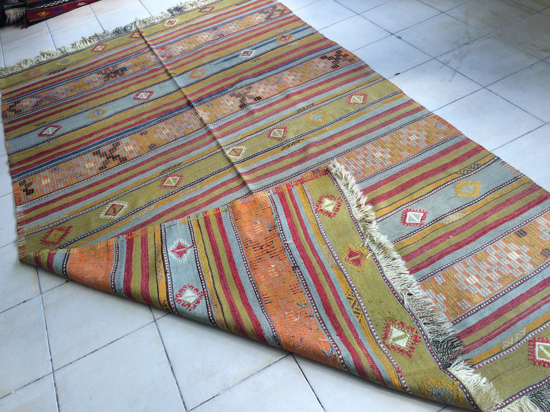 Turkish Runner Rug 5' 11" x 9' 10" Hand-Knotted view