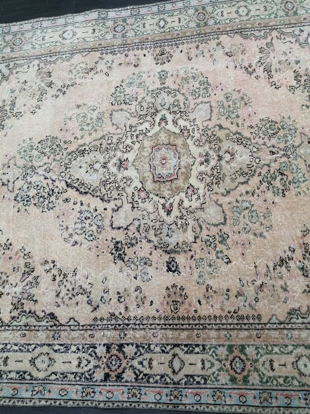 Cream Turkish Runner Rug 7' x 10' 3" Hand-Knotted | No. WR92716