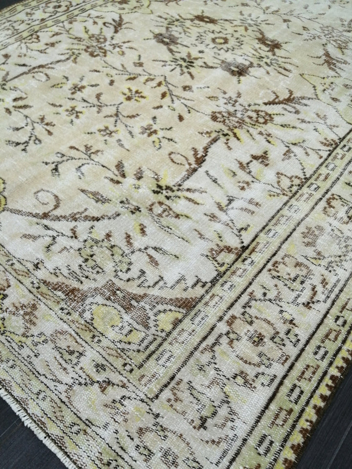 Rust Turkish Runner Rug 6' x 9' 1" Hand-Knotted texture