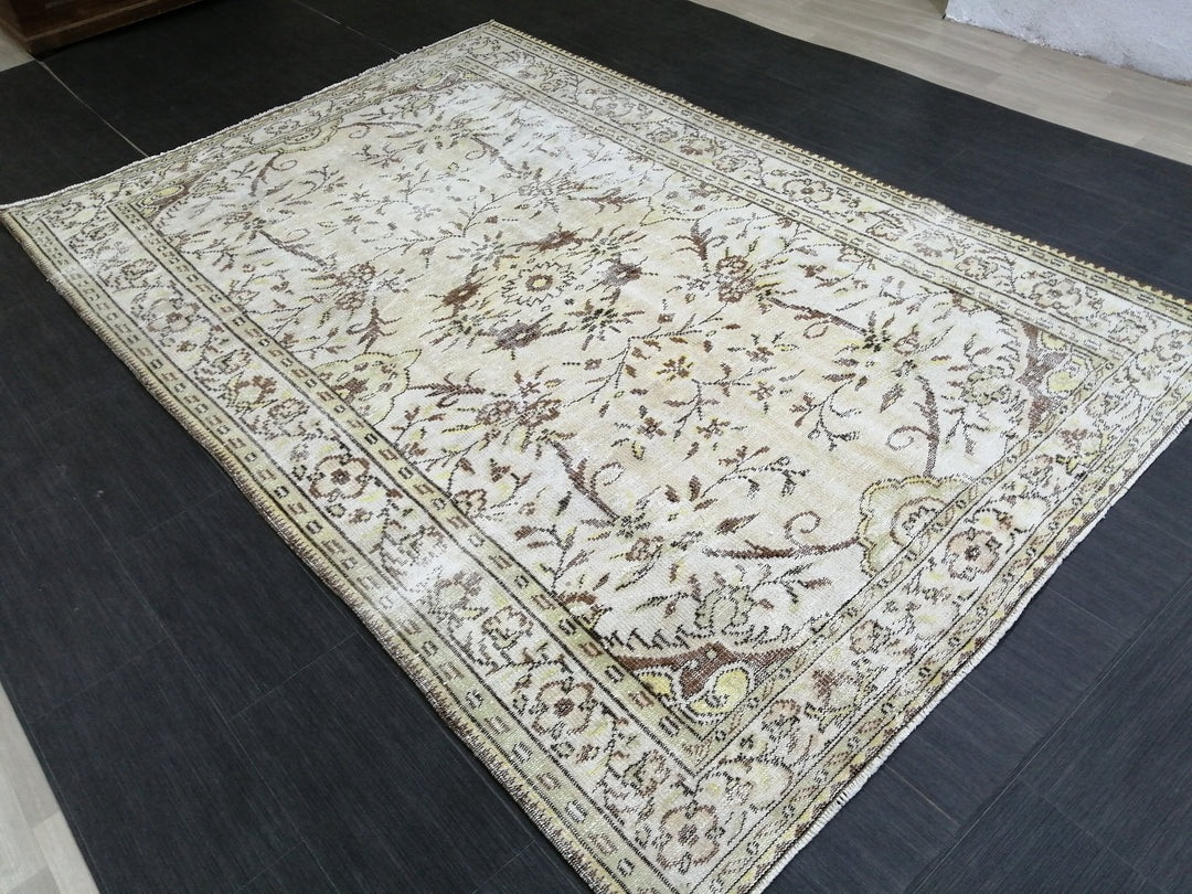 Rust Turkish Runner Rug 6' x 9' 1" Hand-Knotted view 9