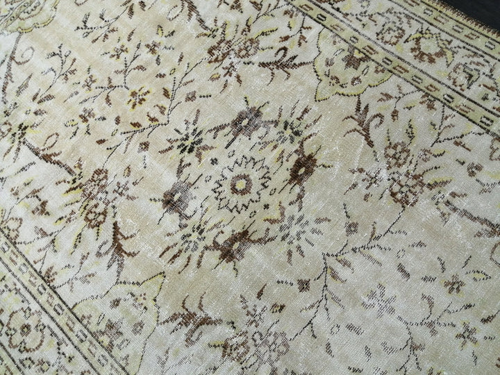 Rust Turkish Runner Rug 6' x 9' 1" Hand-Knotted close-up