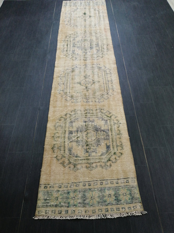 Beige Turkish Runner Rug 2' 6" x 11' Hand-Knotted | No. WR58917
