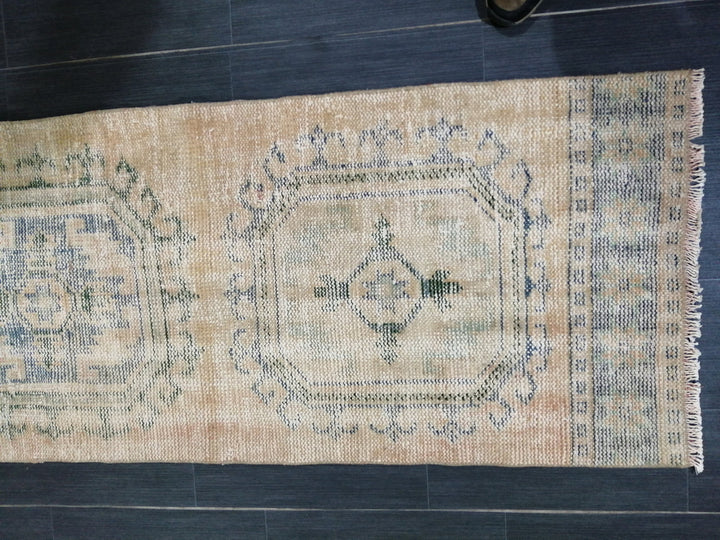 Beige Turkish Runner Rug 2' 6" x 11' Hand-Knotted | No. WR58917