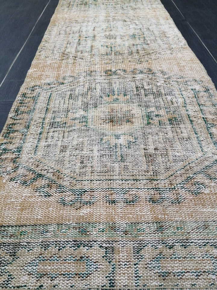 Beige Turkish Runner Rug 2' 7" x 10' 9" Hand-Knotted pattern