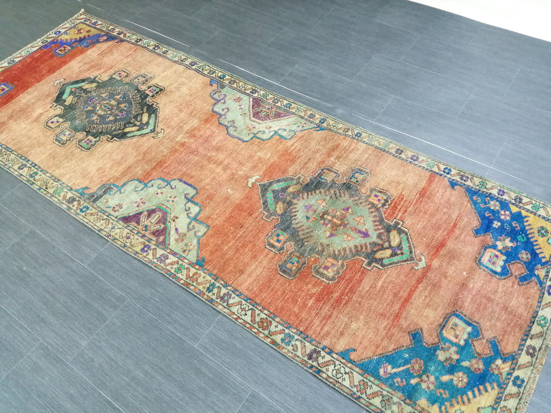 Beige Turkish Runner Rug 3' 3" x 8' 6" Hand-Knotted detail