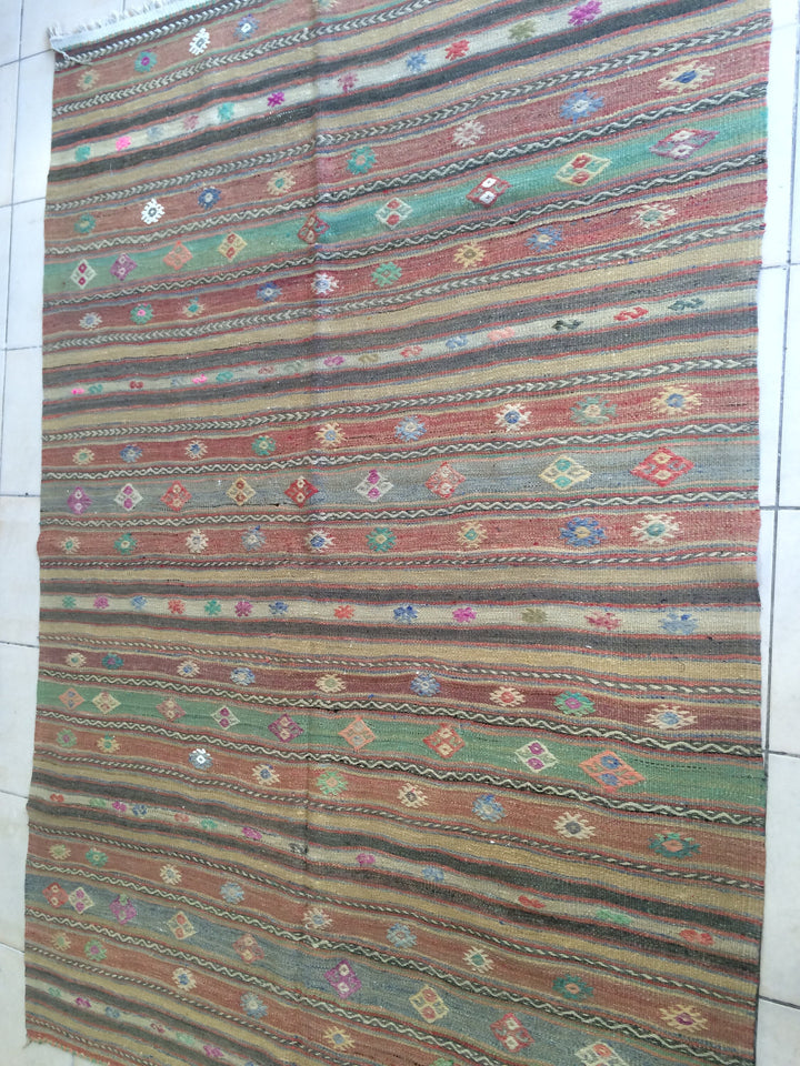 Turkish Runner Rug 5' x 7' Hand-Knotted view 9