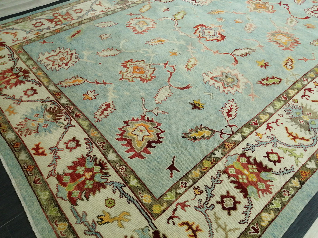 Beige Turkish Runner Rug 9' 4" x 12' 10" Hand-Knotted texture