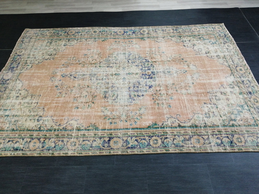 Beige Turkish Runner Rug 6' 9" x 9' 9" Hand-Knotted field
