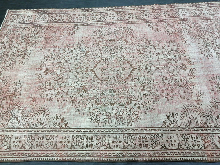 Green Turkish Oushak Rug 6' 2" x 9' 4" Hand-Knotted | No. WR47639