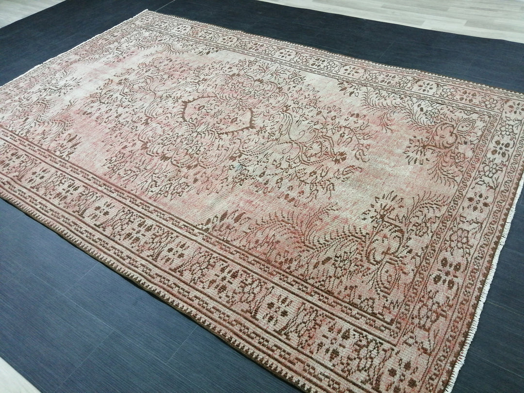 Green Turkish Oushak Rug 6' 2" x 9' 4" Hand-Knotted | No. WR47639