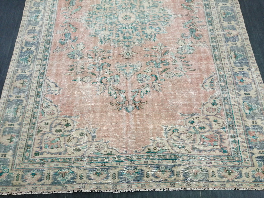 Turkish Oushak Rug 7' 5" x 10' 8" Hand-Knotted close-up