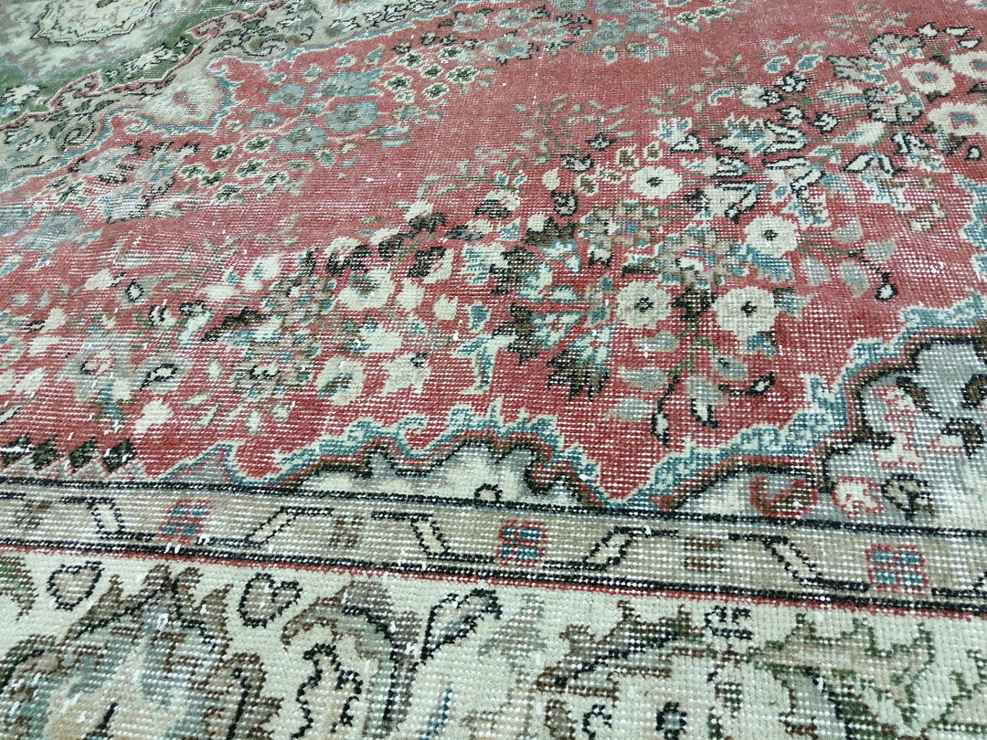 Rust Turkish Runner Rug 7' 2" x 9' Hand-Knotted border