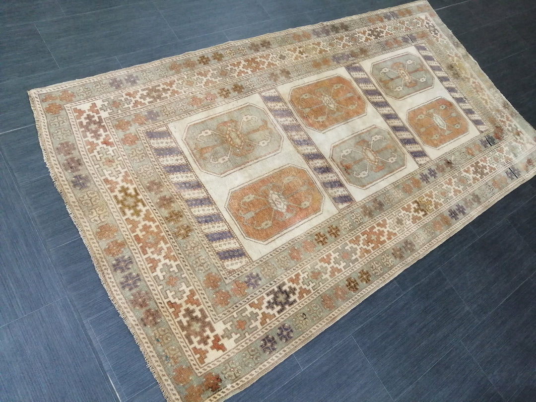 Beige Turkish Runner Rug 3' 11" x 7' 3" Hand-Knotted pattern