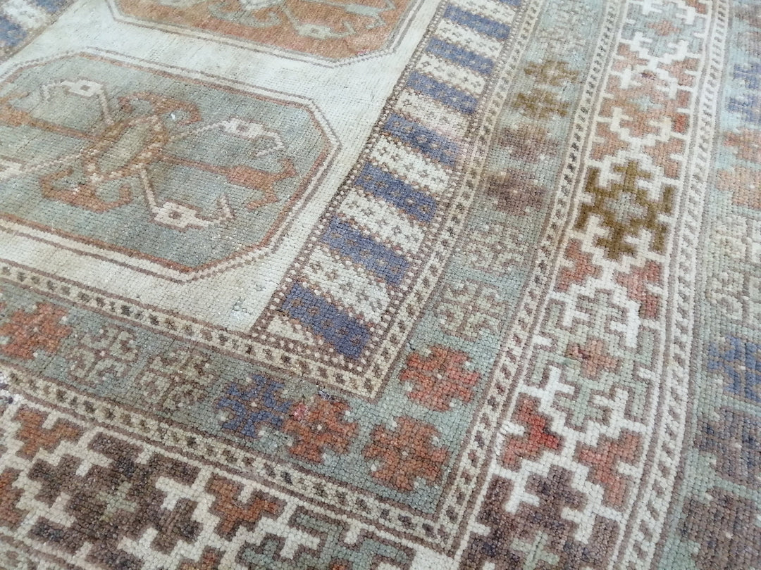 Beige Turkish Runner Rug 3' 11" x 7' 3" Hand-Knotted texture