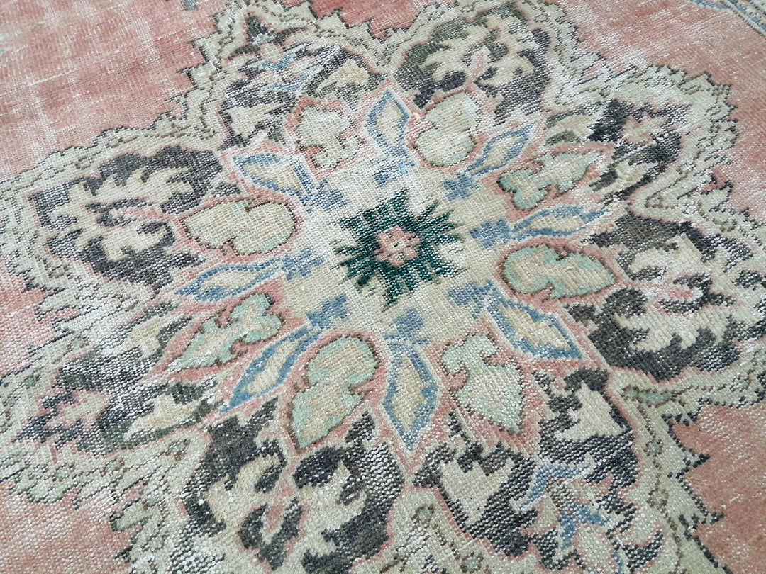Rust Runner Rug 6' 9" x 9' 9" - No. WR94126