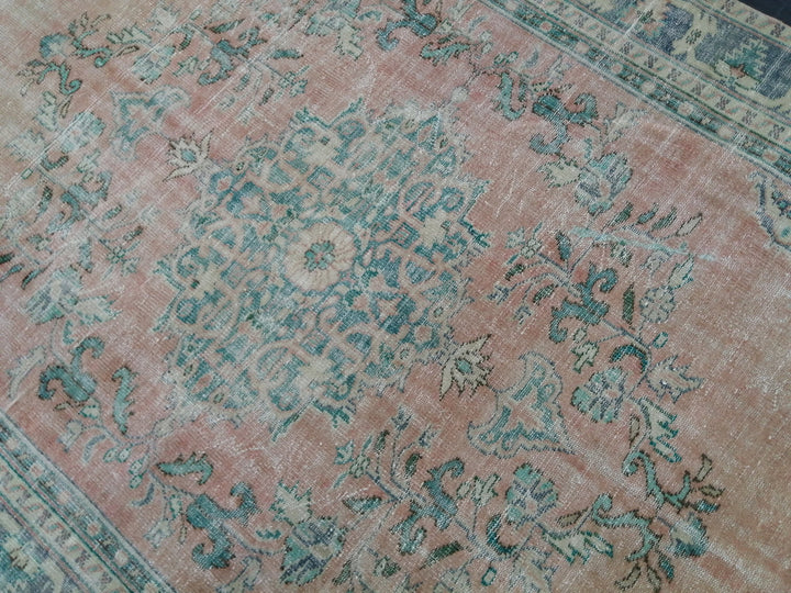 Turkish Oushak Rug 7' 5" x 10' 8" Hand-Knotted pattern