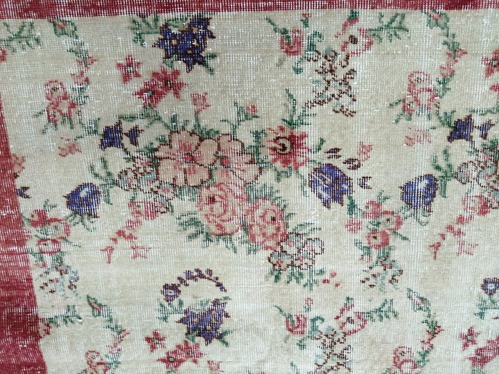 Beige Turkish Runner Rug 8' 2" x 11' 7" Hand-Knotted close-up