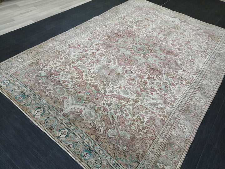 Turkish Runner Rug 6' 3" x 9' 3" Hand-Knotted field