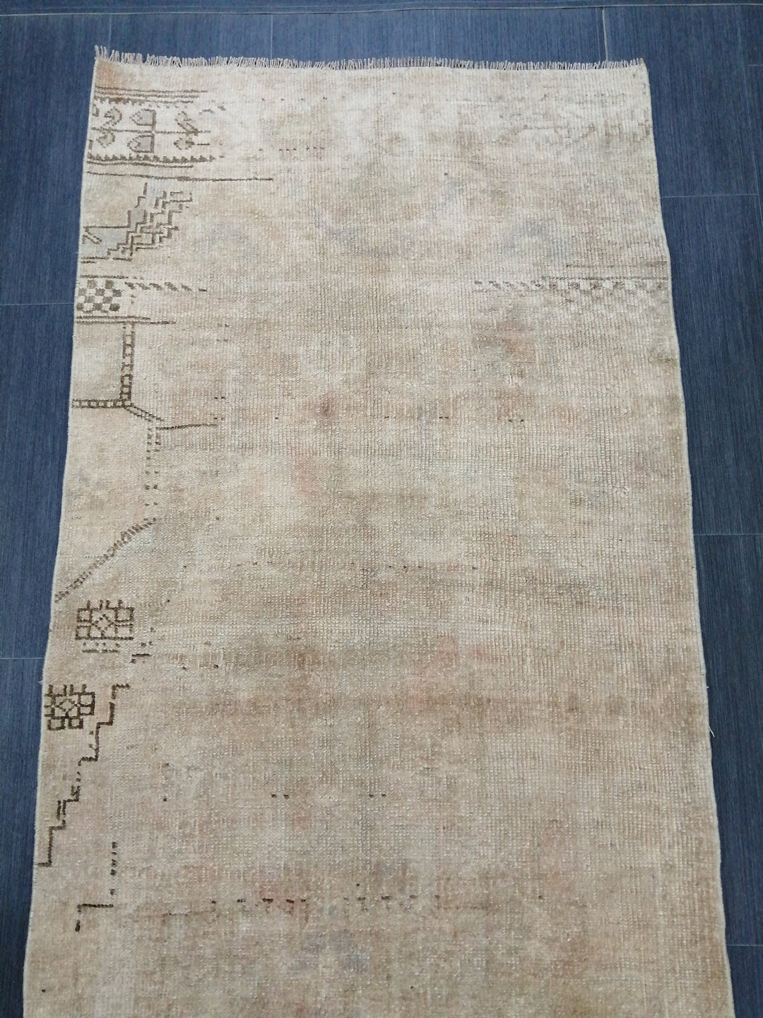 Beige Turkish Runner Rug 2' 9" x 9' 10" Hand-Knotted pattern