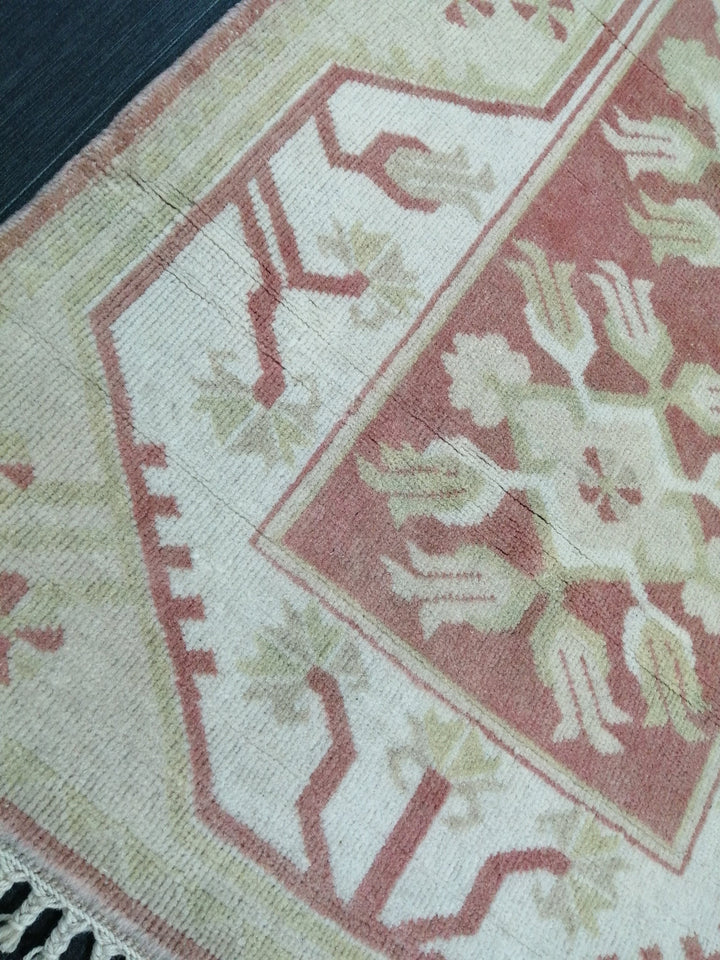 Beige Turkish Runner Rug 2' 7" x 9' 7" Hand-Knotted close-up