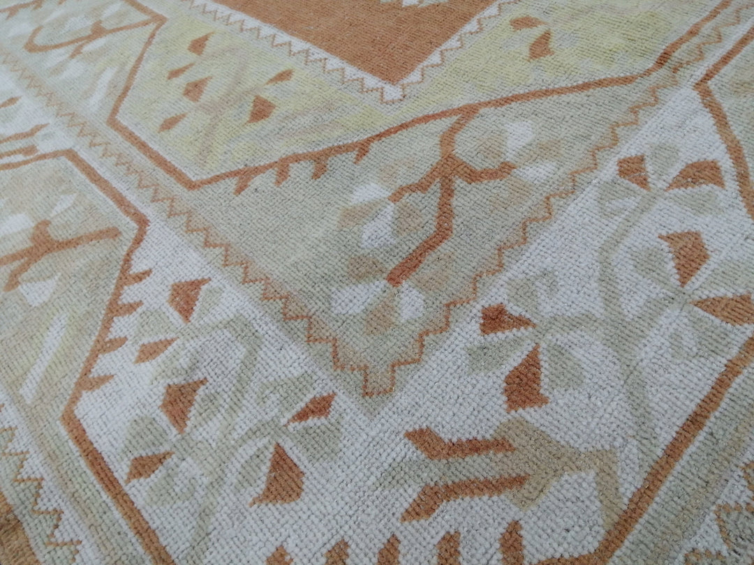 Turkish Runner Rug 5' 1" x 7' 9" Hand-Knotted field