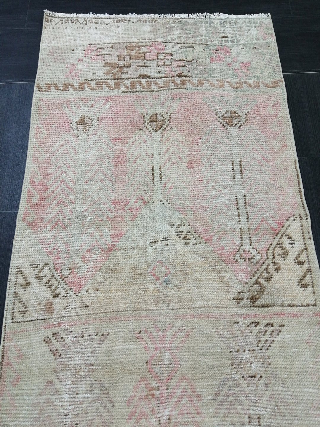 Beige Turkish Runner Rug 2' 10" x 10' 11" Hand-Knotted border