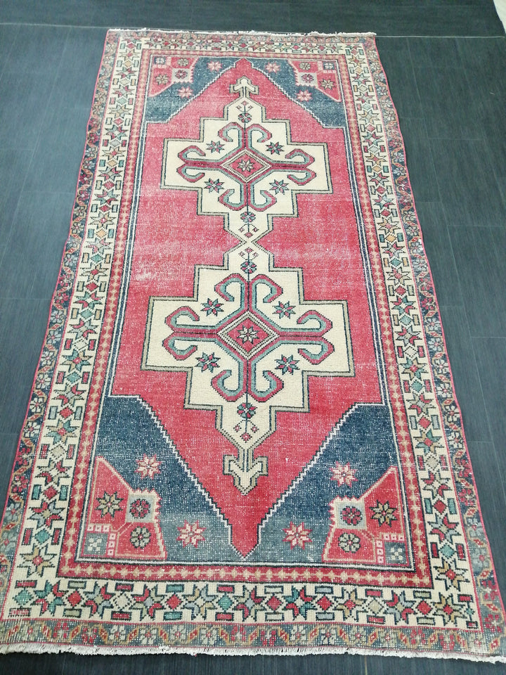 Tan Turkish Oushak Rug 4' 6" x 8' 8" Hand-Knotted view 9