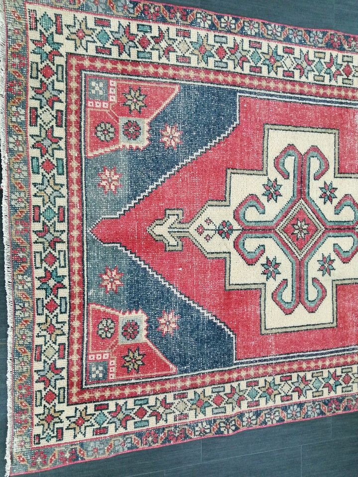 Tan Turkish Oushak Rug 4' 6" x 8' 8" Hand-Knotted view